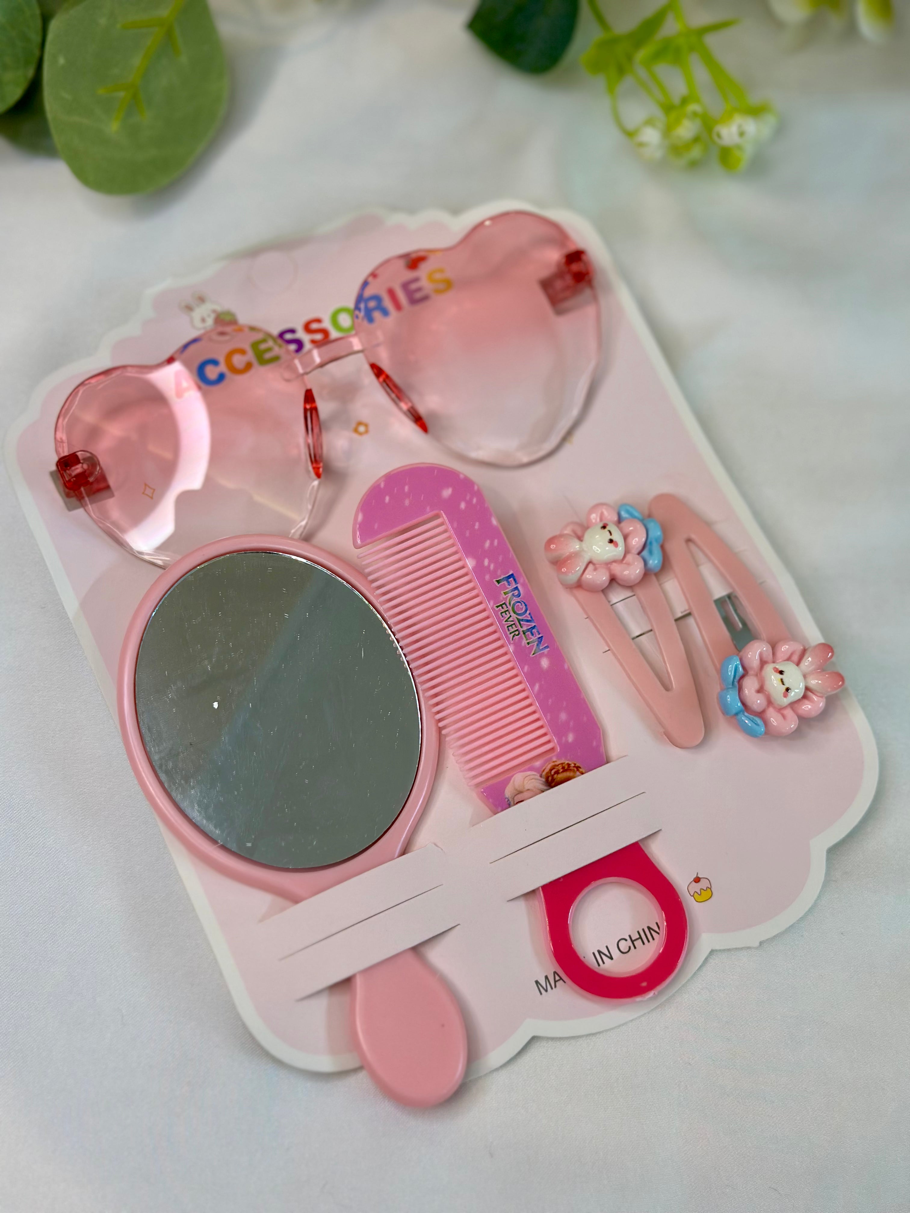 Glasses and beauty accessories set