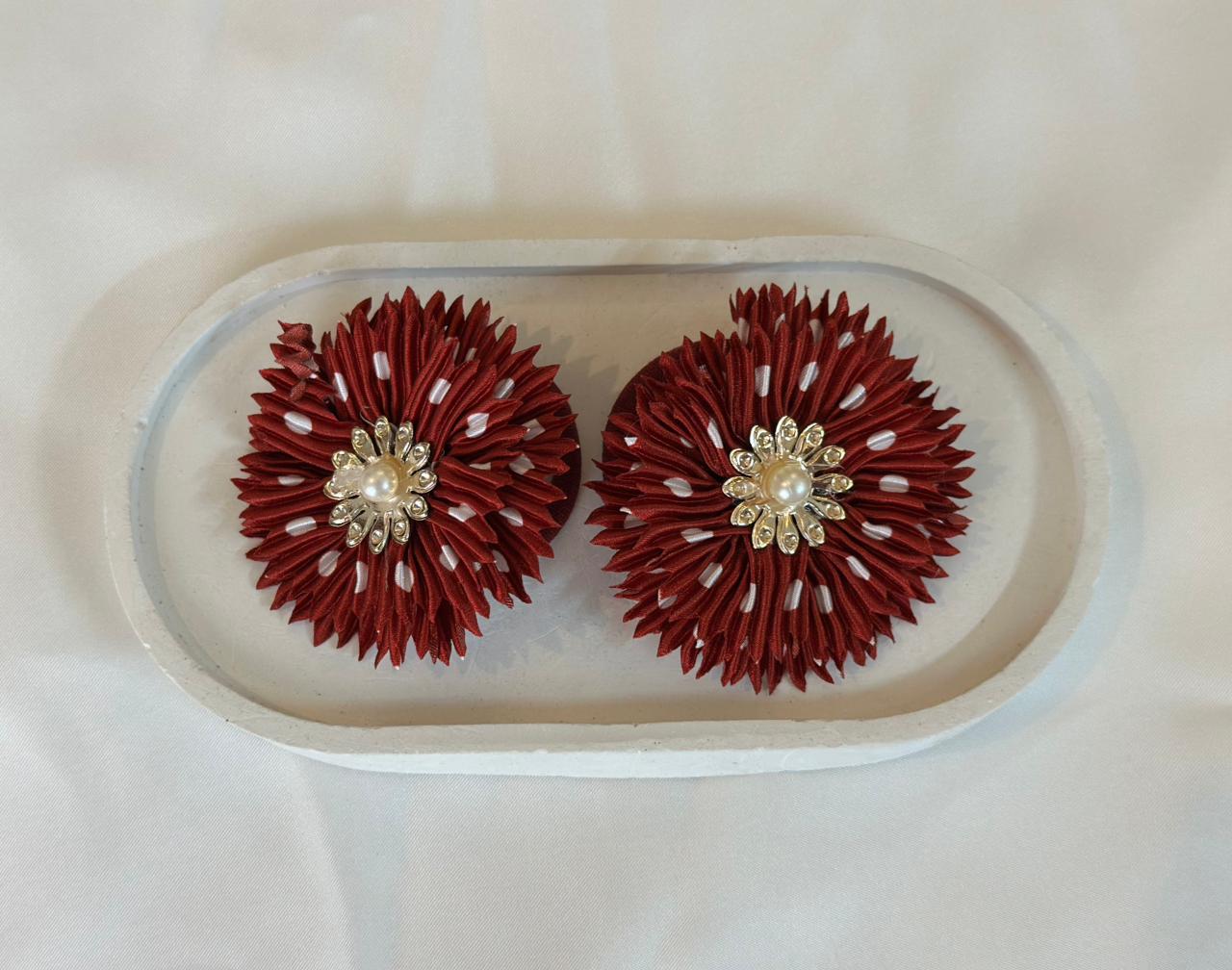 Polka dot flower hair tie set