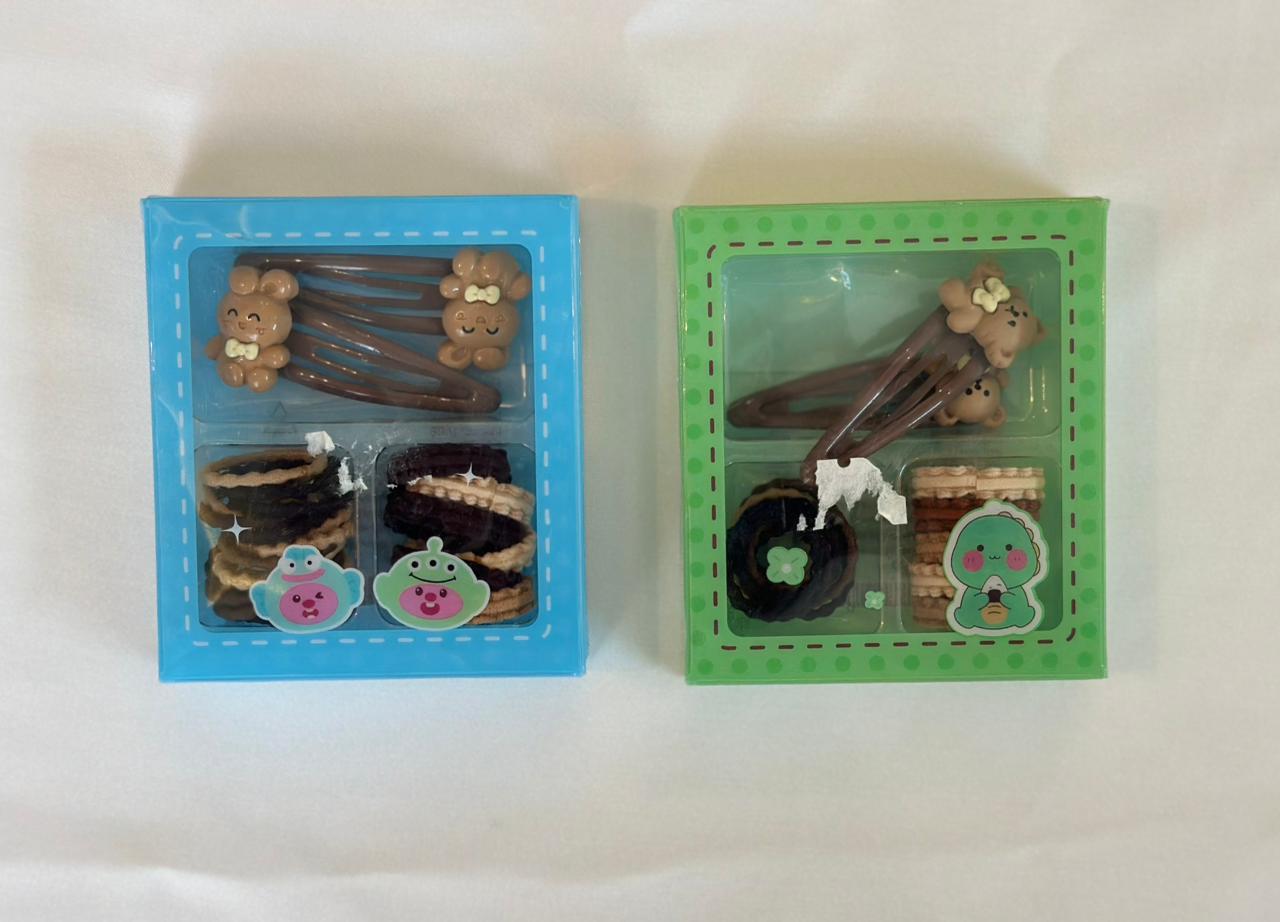 Earthy toned hair bands with clips