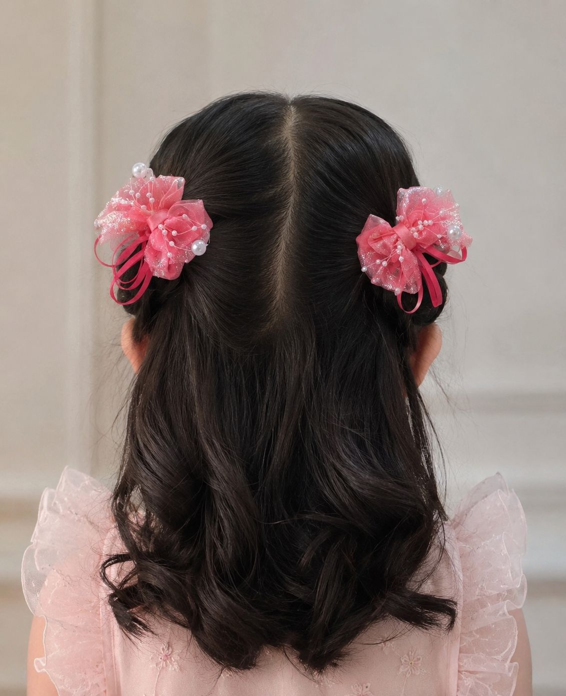 Bow ribbon clip with pearls